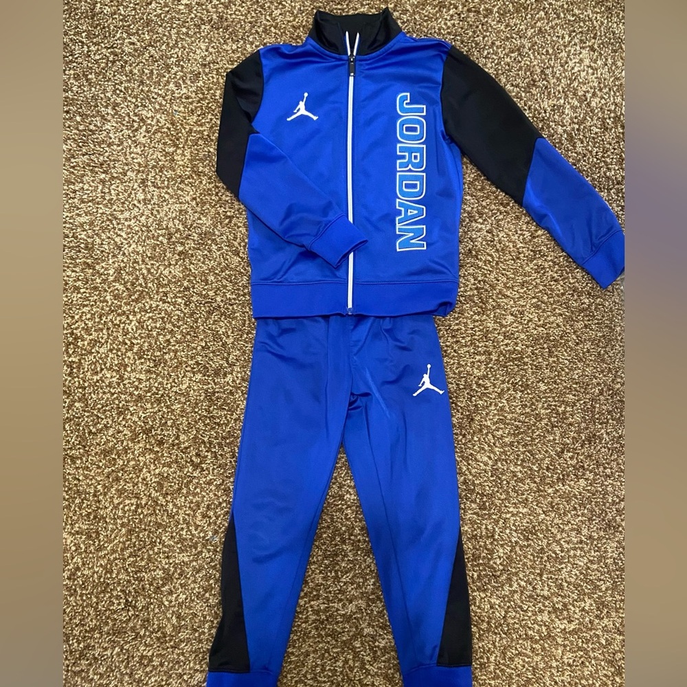 Jordan Kids Blue and Black Jogger Set